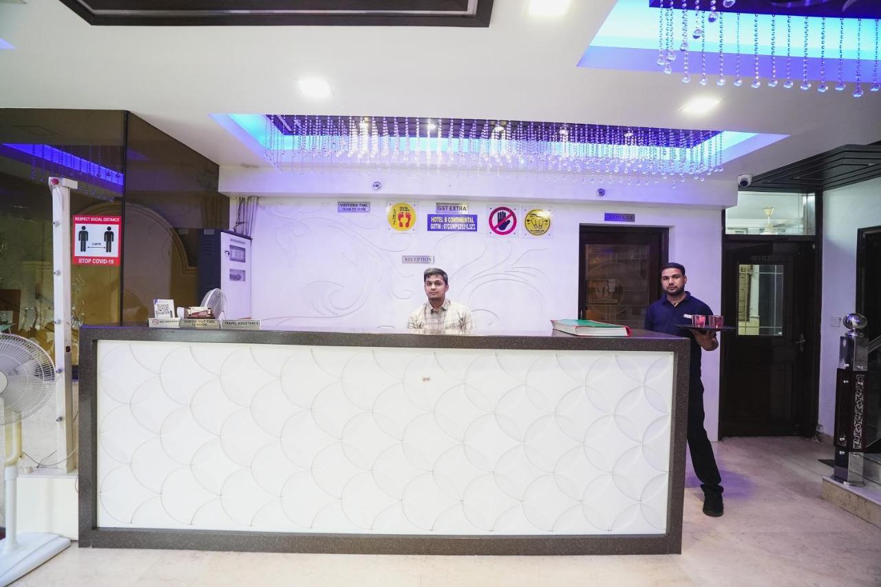 Hotel B Continental 德里 外观 照片